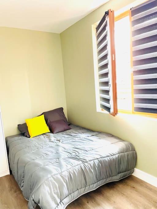 Studio Tout Equipe Au Calme Et Chaleureux Apartment Saint-Etienne  Ngoại thất bức ảnh